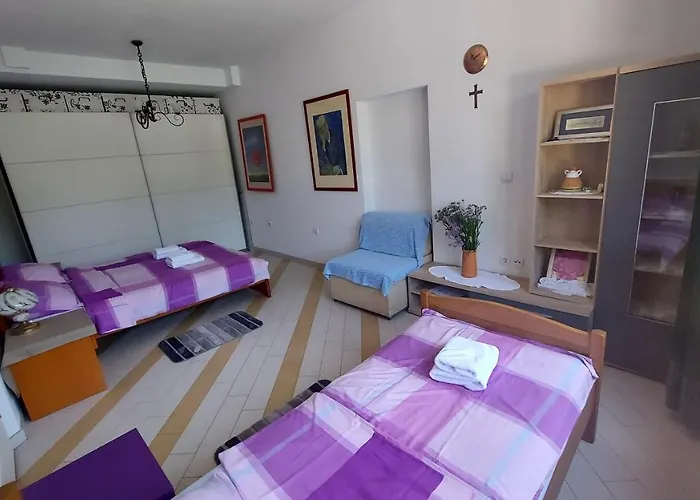 Apartments Cezar