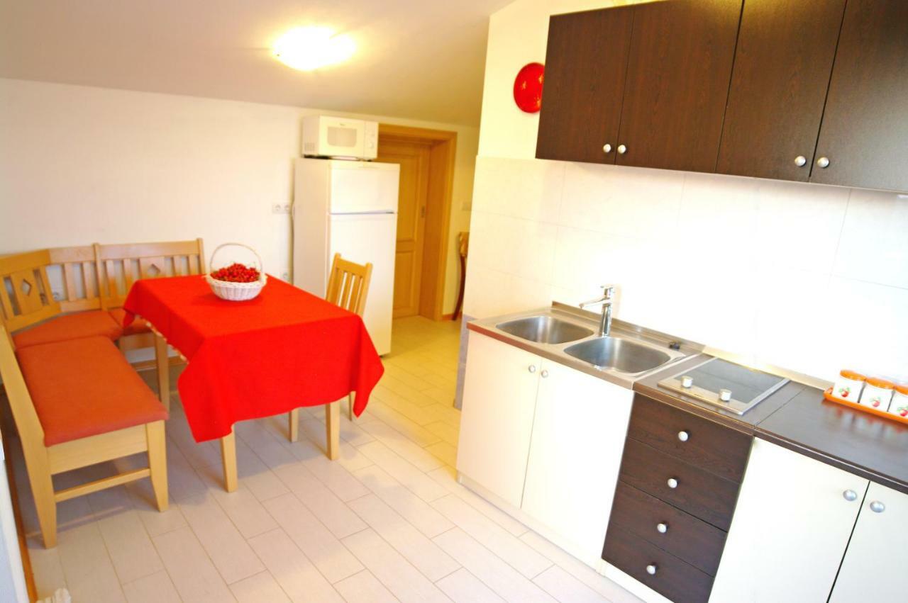 Apartament Cezar Vinkuran